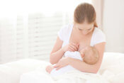 Jak dobře nastartovat kojení a&nbsp;jak si ho v&nbsp;pohodě užít?